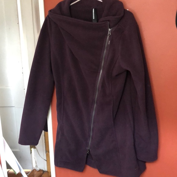 mondetta zip up jacket